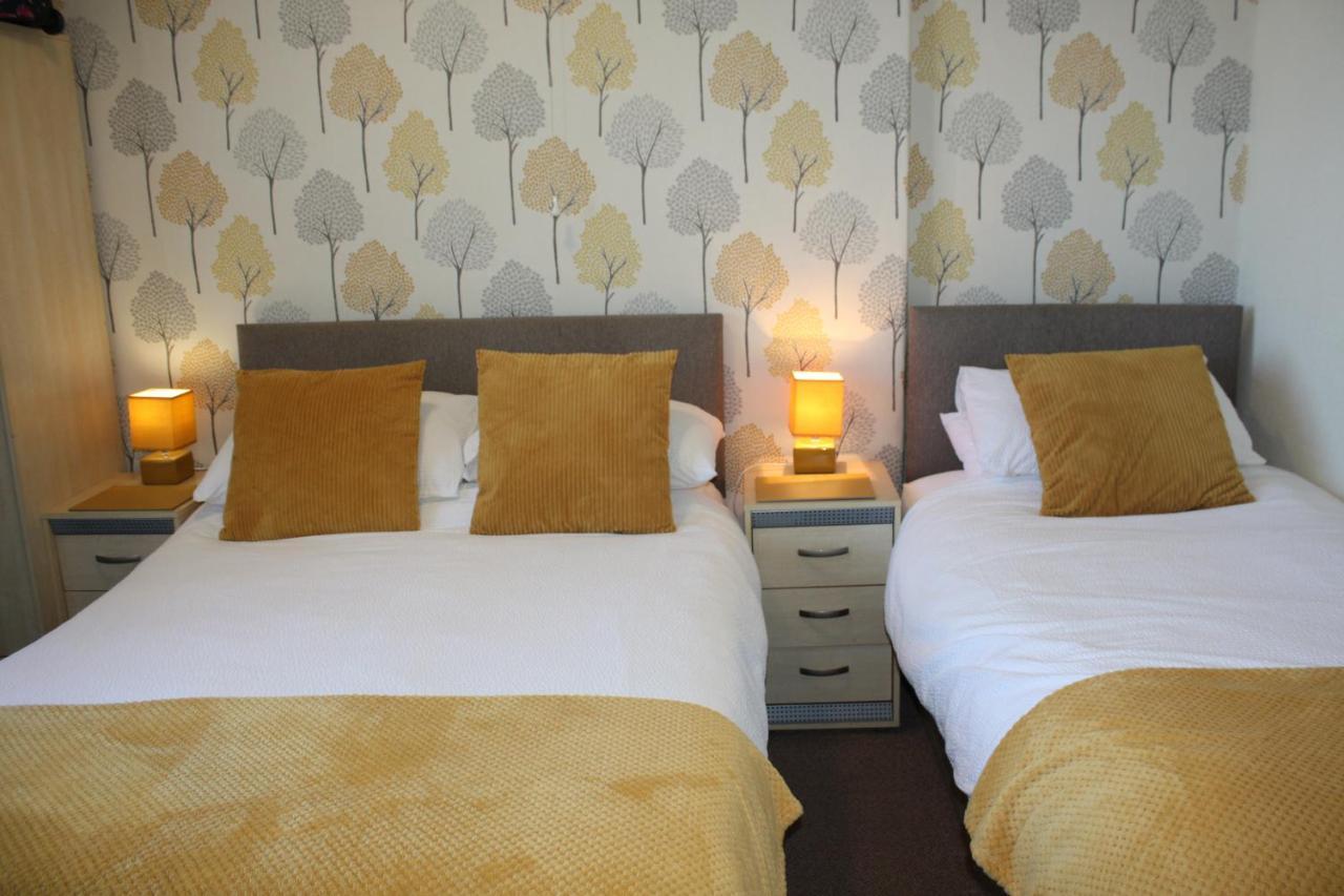 אילפרקומב Harcourt Hotel מראה חיצוני תמונה
