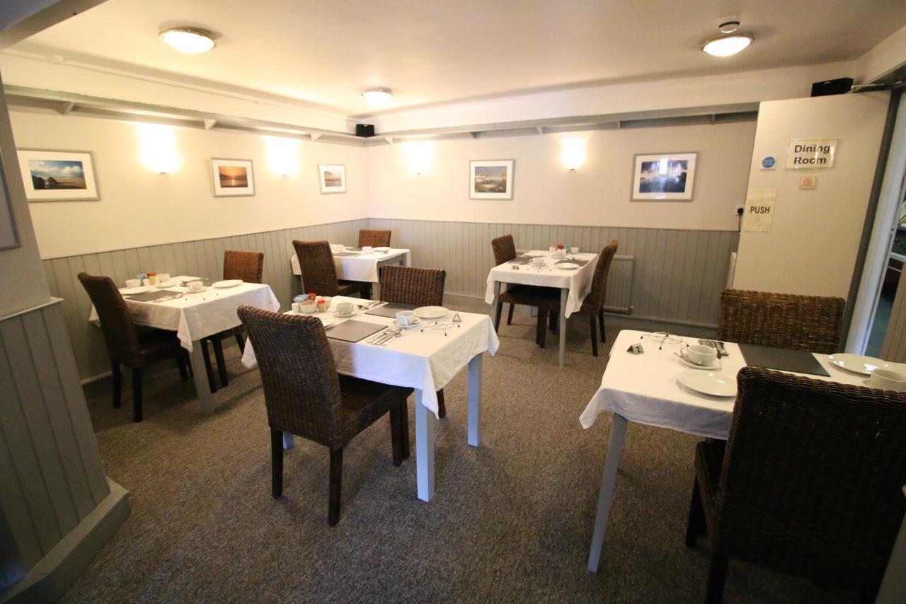 אילפרקומב Harcourt Hotel מראה חיצוני תמונה