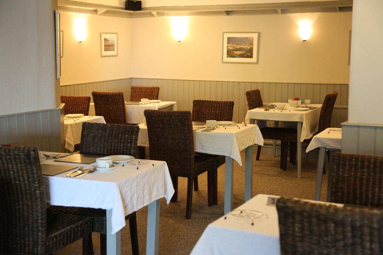 אילפרקומב Harcourt Hotel מראה חיצוני תמונה