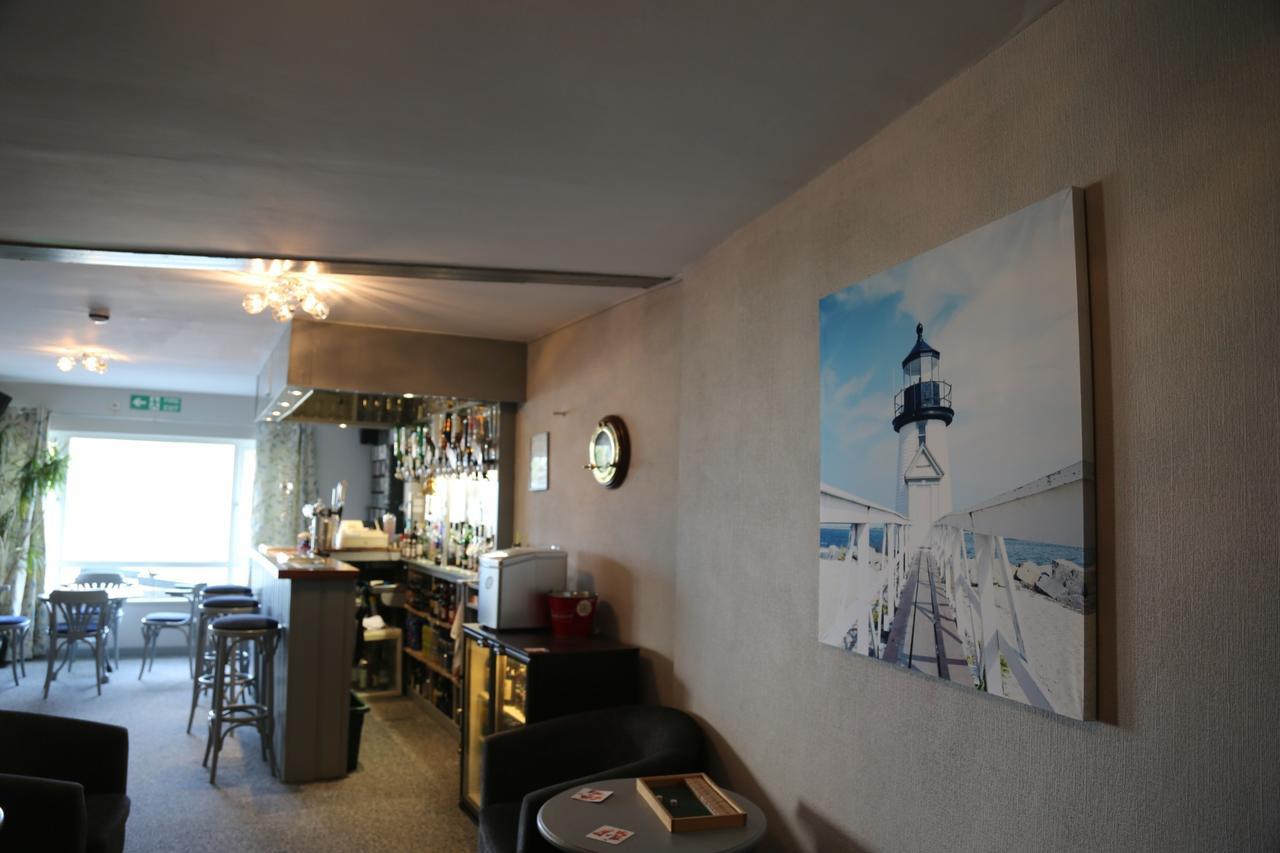 אילפרקומב Harcourt Hotel מראה חיצוני תמונה
